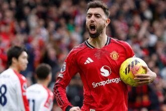 Manchester United open talks to sign best player since Fernandes in £40m deal