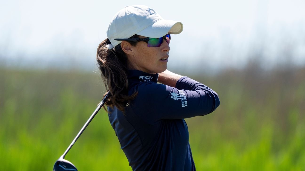Beck scores a career-low 63 points and takes a one-shot lead on the ShopRite LPGA