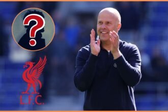 Arne Slot applauding the Liverpool fans