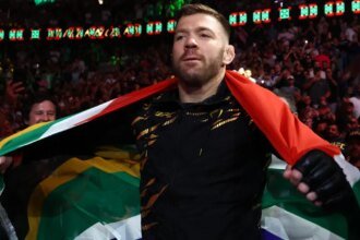 Drikas du Plessis celebrates Sean Strickland's win over Khamzat Chimaev: 'I think now I can be world champion again'
