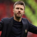 Fabrizio Romano hints Manchester United midfielder will stay and become highest-paid player