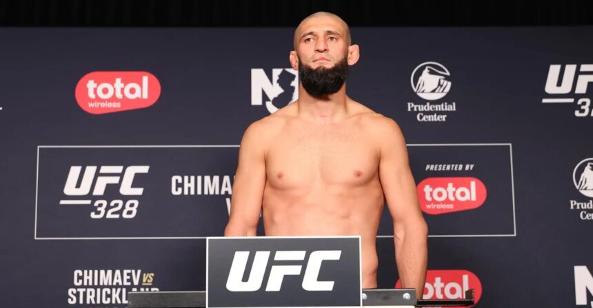 Head coach Sean Strickland reacts to Khamzat Chimaev's weight issues after UFC 328 title win