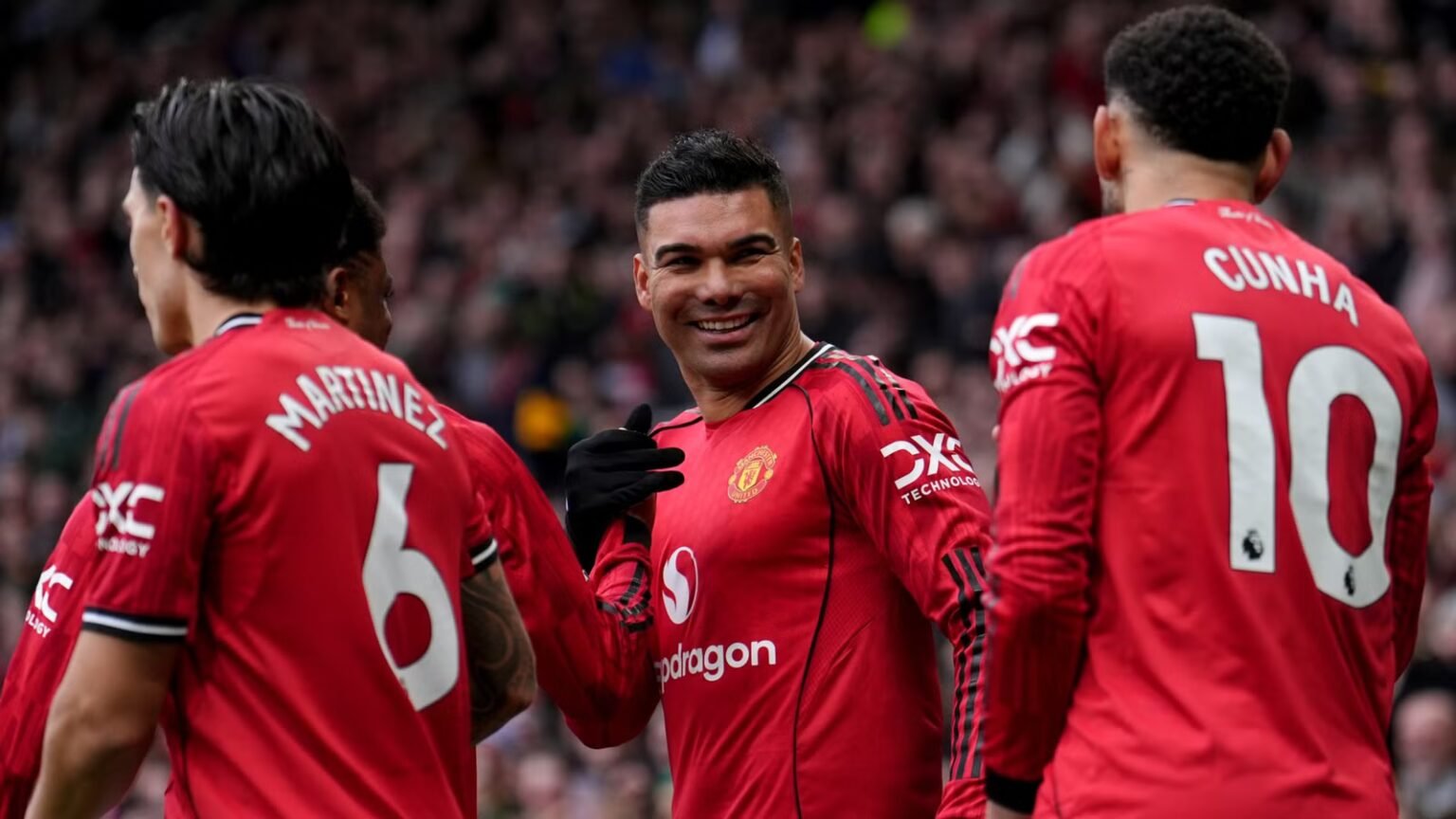 He's like the best Casemiro: Manchester United title favorites signs 'world's best DM'