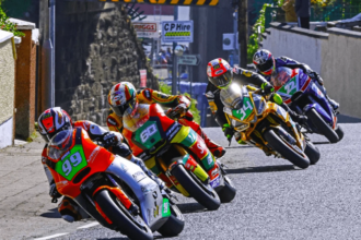Jeremy McWilliams leads Peter Hickman, Alastair Seeley, Paul Jordan, 2026 North West 200, Supertwin. Credit: Pacemaker Press/North West 200.