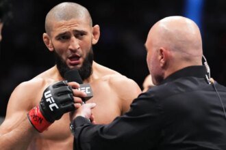 Khamzat Chimaev mocks Sean Strickland's threats ahead of UFC 328: ``If he wanted[a real war]he would be dead a long time ago.''