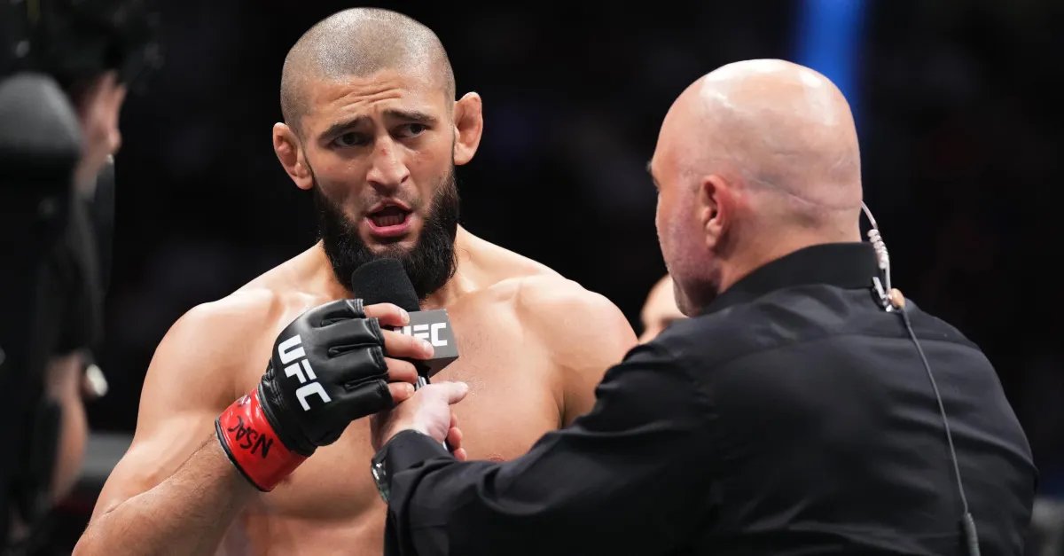 Khamzat Chimaev mocks Sean Strickland's threats ahead of UFC 328: ``If he wanted[a real war]he would be dead a long time ago.''