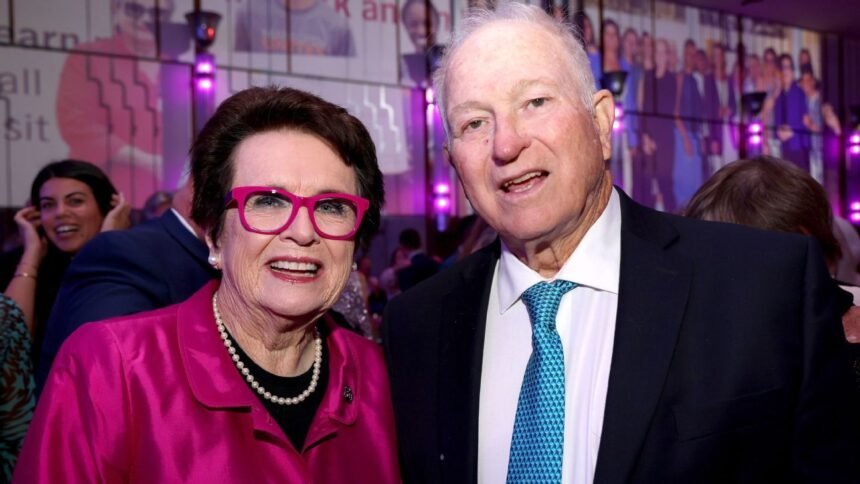 Larry King, who contributed to the growth of women's professional tennis, dies at the age of 81