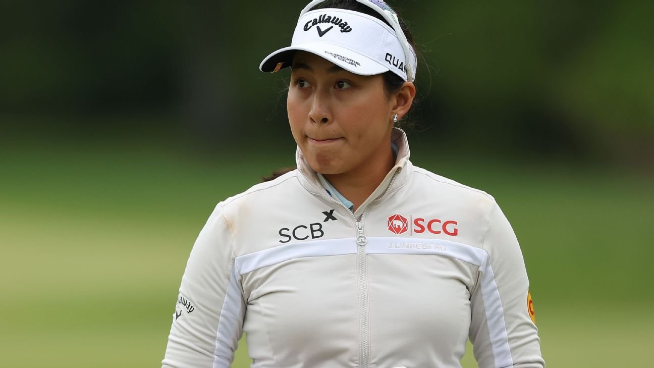 Title card 70, maintains 2-stroke lead at Mizuho Americas Open