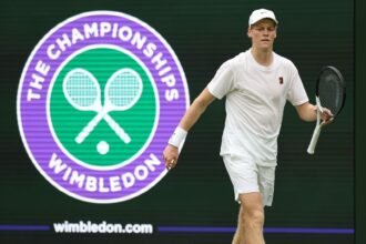 Sinners "want to talk about tennis" rather than protesting prize money