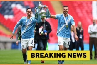 Rodri celebrates winning the FA Cup with Manchester City