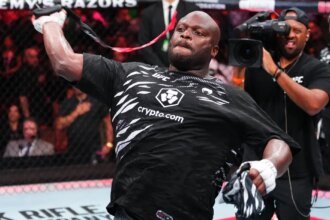 Derrick Lewis vows to beat Josh Hokit at UFC White House: 'I don't want to give the president a bad impression'