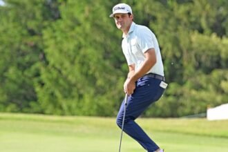 Jackson Suber birdies No. 18 to take a one-stroke lead at Canadian Open
