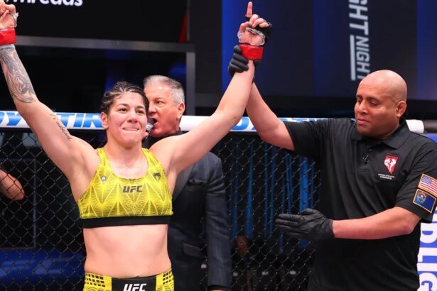 Ketlen Vieira signs with PFL
