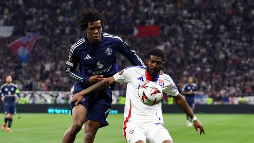 Negotiations take place as Newcastle and Everton battle for Ainsley Maitland-Niles