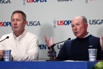 Organizers adjust US Open course to suit wind, 'injection'