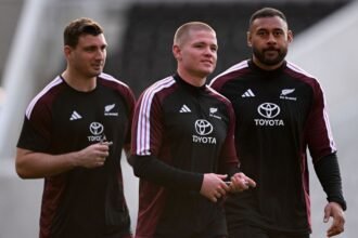 Dave Rennie replaces German-born Anton Segner, who makes his debut from the bench.