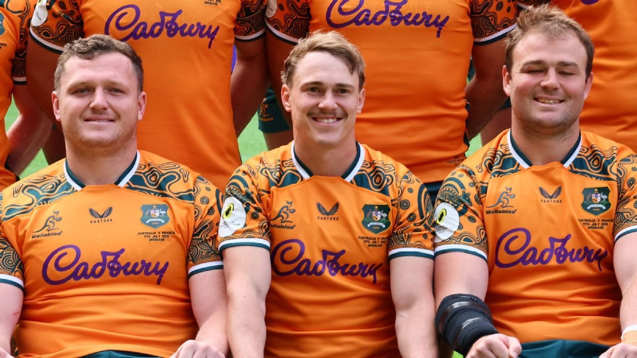 'Calm': Wallabies captain Harry Wilson has faith in debutant fly-half