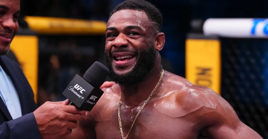 Aljamain Sterling sympathizes with Conor McGregor after recent injury: 'A lot of people said my career was over'