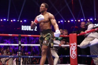 Anthony Joshua survives two knockdowns to flatten Christian Prengga in the second round