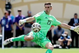 Aston Villa react to Emiliano Martinez agreeing to join Juventus