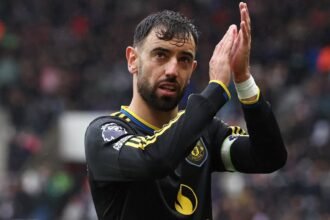Best signing since Fernandes: Big-money star keen to move to Manchester United after Santos
