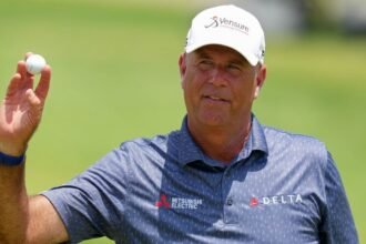 Cink leads Harrington by one stroke at U.S. Senior Open