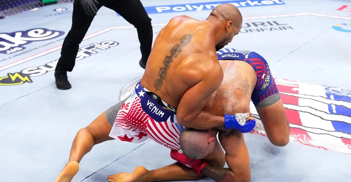 Dana White responds to Alex Pereira's complaint about illegal shots in losses to Herb Dean and Cyril Gane