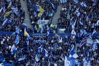 Everton face 'very real' exit concerns as PSV prioritize Toffees star