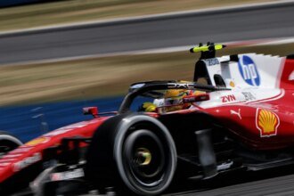 Hamilton takes sprint pole at Silverstone