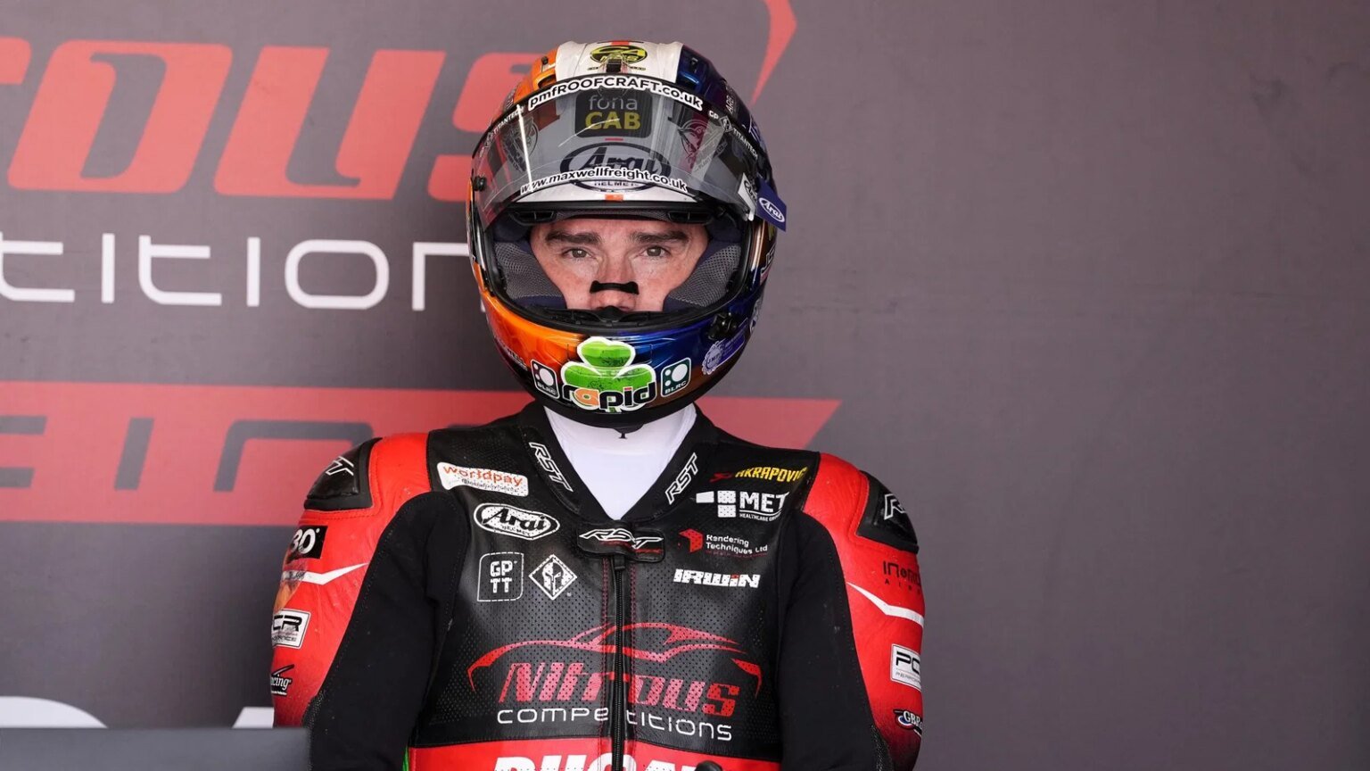 Glenn Irwin, 2026 Brands Hatch BSB, pit box. Credit: Ian Hopgood Photography.