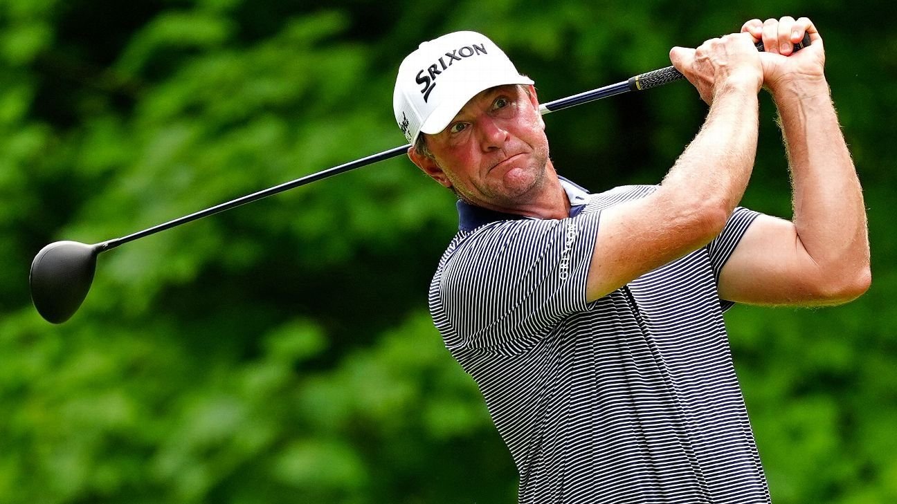 Glover birdies final two holes to share lead in ISCO Championship
