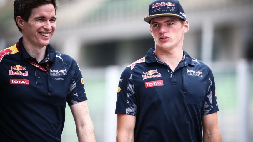 Verstappen walks with Michael Manning