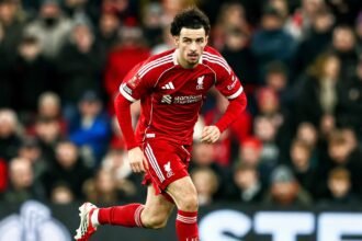 Liverpool make Curtis Jones price tag clear as Nottingham Forest move ahead
