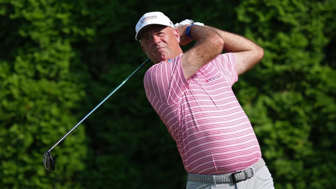 Stewart Cink and Charlie Wie share US Senior Open lead after opening 67 seconds