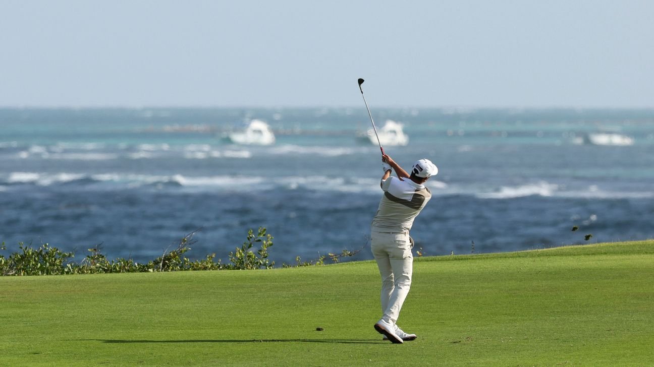 Todd Clements takes a two-shot lead at the Corales Punta Cana Championship