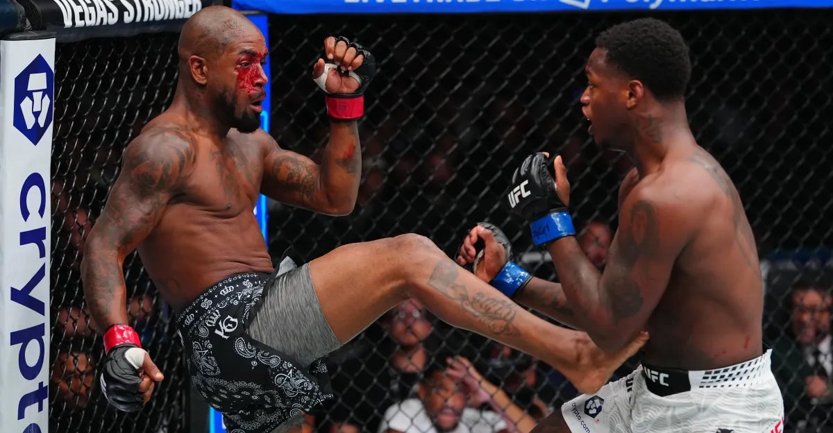UFC 329 Video: King Green survives early onslaught, rebounds to finish Terrence McKinney in 1st round