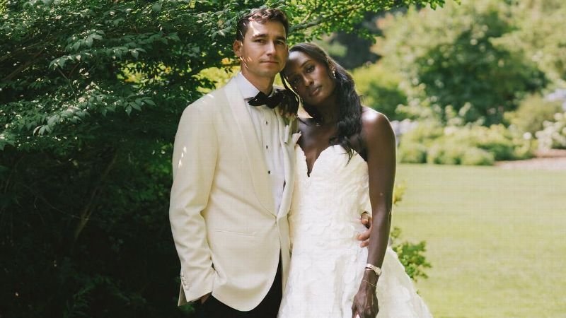 What's the busiest week in tennis? lots of things at a wedding